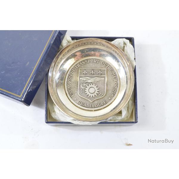 Coupelle insigne escadron de transport outre-mer 00/058 Guadeloupe. M�tal argent�