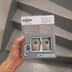 Bo&icirc;tier anti-aboiements