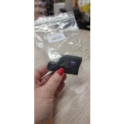 cache point rouge zeiss