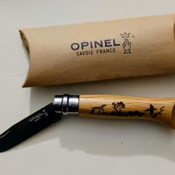 Couteau pliant Opinel N&deg;8Sc&egrave;ne chasse