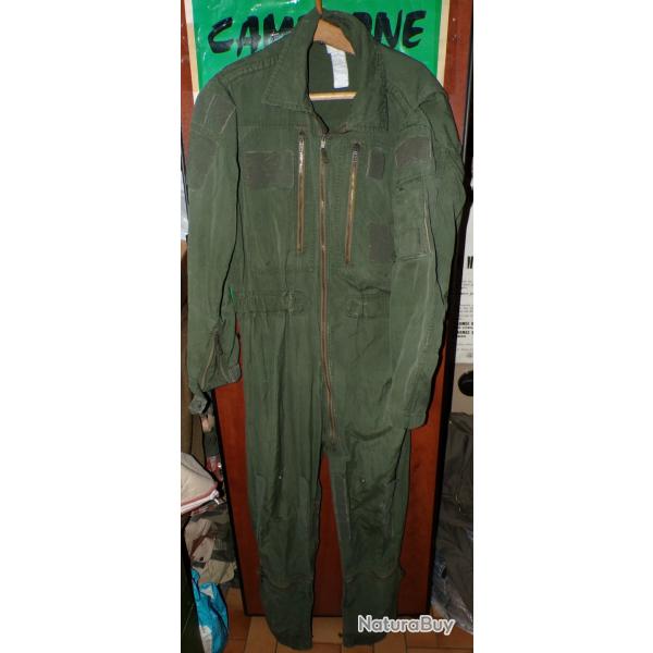 COMBINAISON DE L'ARMEE DE L'AIR FRANCAISE ,  TAILLE PANTALON 44 SOIT L , TAILLE LARGE ,  ,FABRICATIO