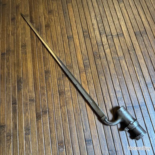 BA�ONNETTE A DOUILLE 1853 ENFIELD ARSENAL INDIEN