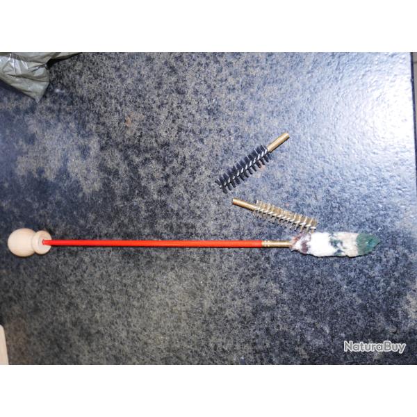 El�ments recharge armes � poudre noire cal 44, balles, amorces...et kit entretiens