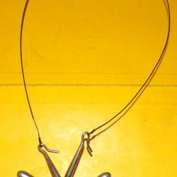 SERVICE DE SANTE : SCIE A FIL  AVEC DEUX POIGNEES  DU SERVICE DE SANTE DE L'ARMEE FRANCAISE , FABRIC