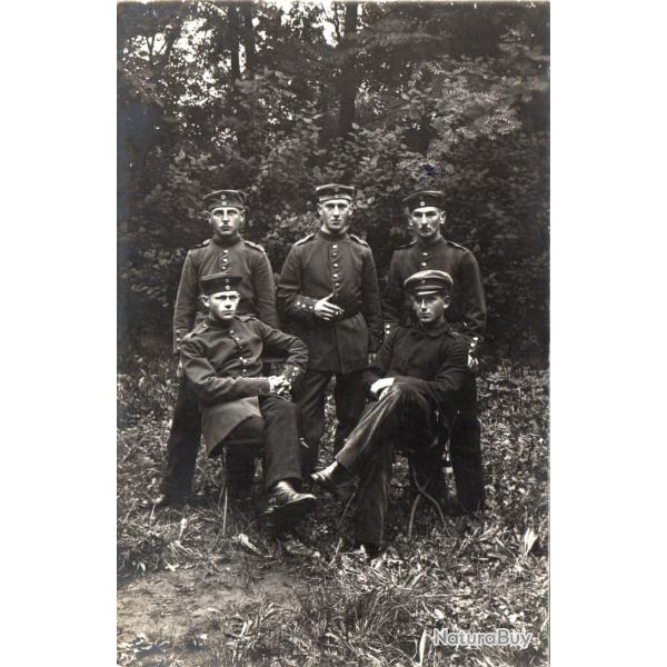 CPA -Photo - Un Groupe Soldats Allemands - N�4501