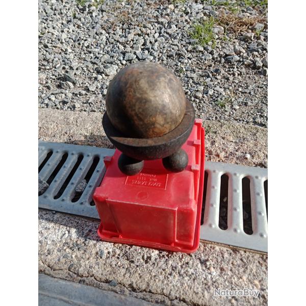 Presse papier boulets de canon