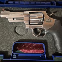 Smith & wesson 629 44 magnum 4 pouces