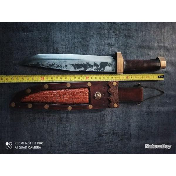 Echange couteau de chasse