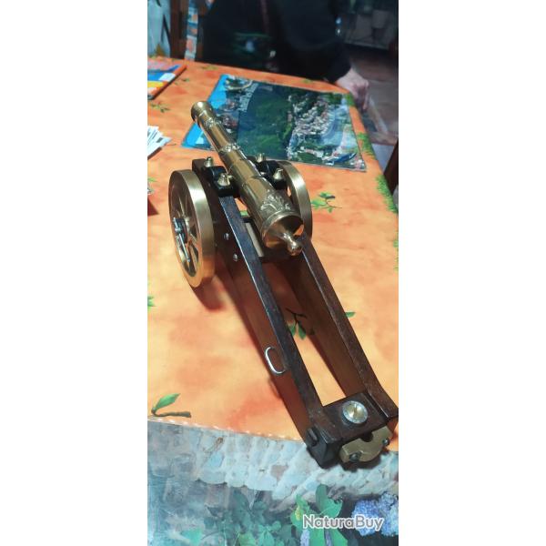 Canon de collection ancien