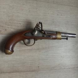 Pistolet &agrave; silex Fran&ccedil;aise (1 euros sans r&eacute;serves)