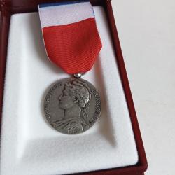 M&eacute;daille minister du Travail