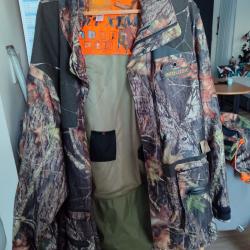 Veste de chasse doubl&eacute;e TaillexxlParfait etat
