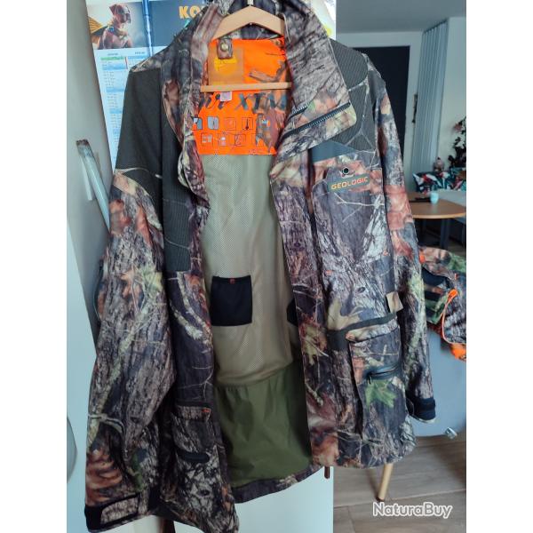 Veste de chasse doubl�e TaillexxlParfait etat
