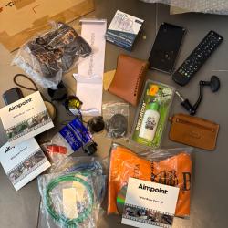 Pi&egrave;ces d&eacute;tach&eacute;es pour bricoleur super lot trouve tous aux encheres bo&icirc;te armurerie BIS