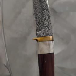 Superbe poignard Vally