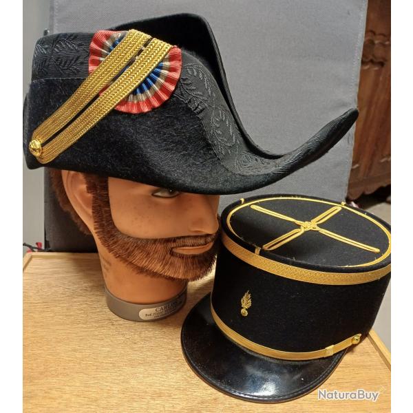 Lot coiffures d'un �l�ve de Polytechnique bicorne + k�pi matricul�s taille 57/58