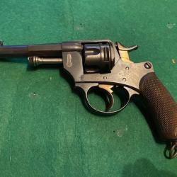 Revolver  1874   Fabrique &agrave; Saint Etienne  cal- 11mm73