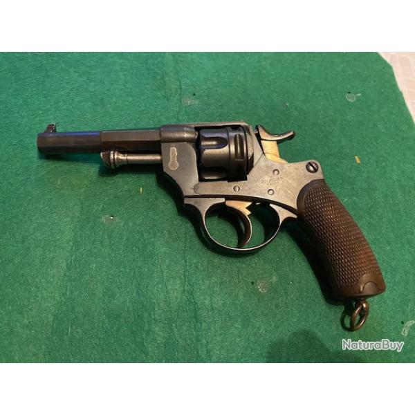Revolver  1874   Fabrique � Saint Etienne  cal- 11mm73
