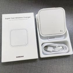 Samsung Chargeur Rapide Sans Fil Rapide, Modele: EP-P2400 Blanc