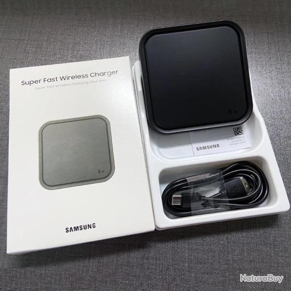 Samsung Chargeur Rapide Sans Fil Rapide, Modele: EP-P2400 Noir