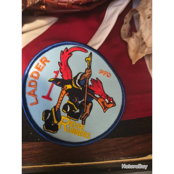 Lot �cusson et patchs us