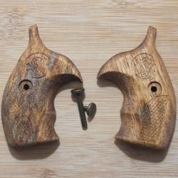Plaquettes bois manguier Smith & Wesson Safety 32 (V2.2)