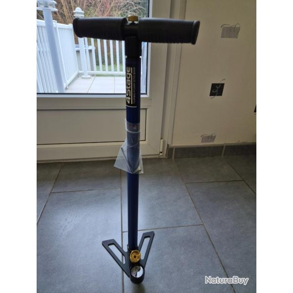 Pompe de rechargement turbo pompe Gehmann, 4Stage, 270bars. Pour reservoir pistolets et carabines.