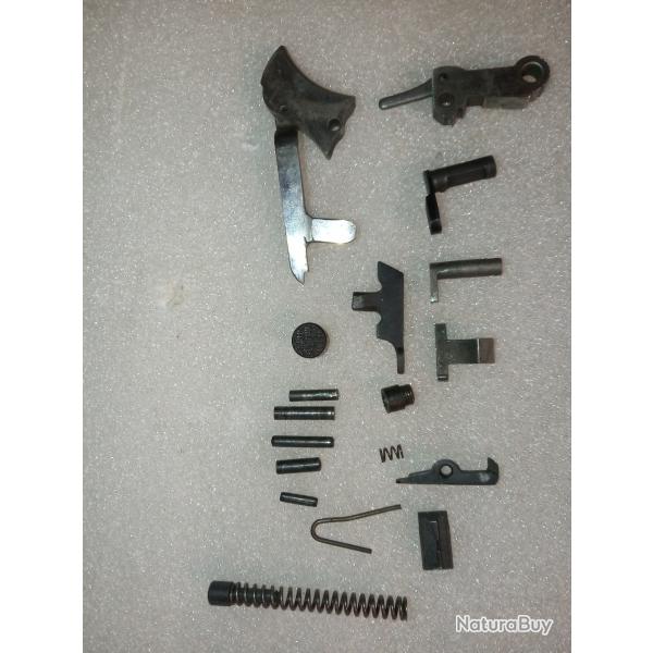 Lot pi�ces Astra Cub 22lr