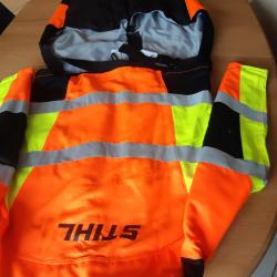 Veste STIHL haute visibilit&eacute; protec anti coupure L +Jambi&egrave;res STIHL protec anti coupure L Neuf
