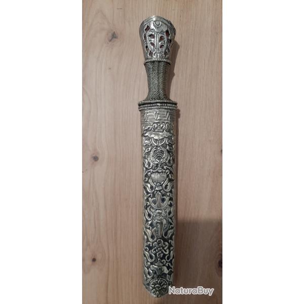 tr�s ancien beau couteau de c�r�monie tib�taine