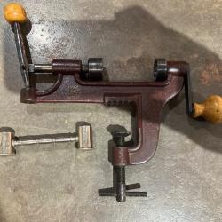 Lot rechargement sertisseur calibre 16 manufrance avec dossette