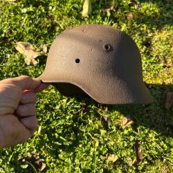 Casque militaire ancien