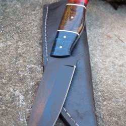 Couteau de Chasse Skinner Lame Drop Point Acier Carbone 1055 Black Manche R&eacute;sine Etui F Artisanale01