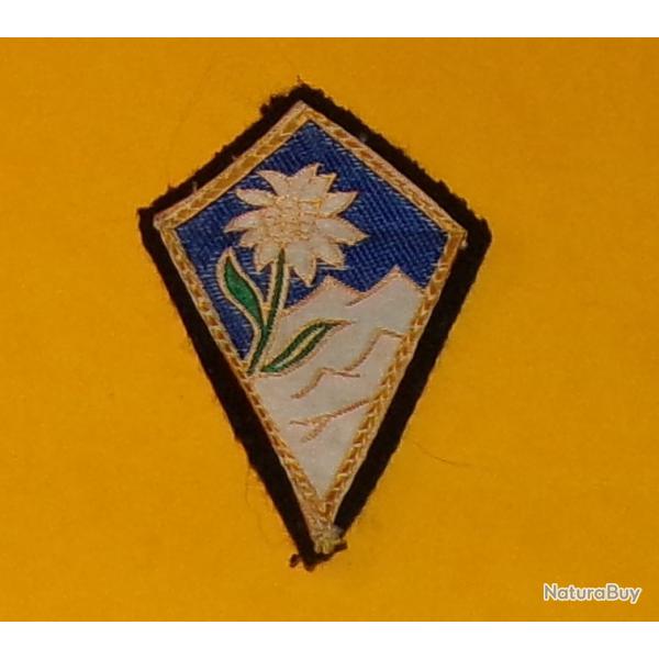 INSIGNE EN TISSU : 27� Division d'Infanterie Alpine, BON �ETAT VOIR PHOTO� . POUR TOUT RENSEIGNEMENT