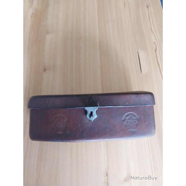 Ancienne cartouchiere