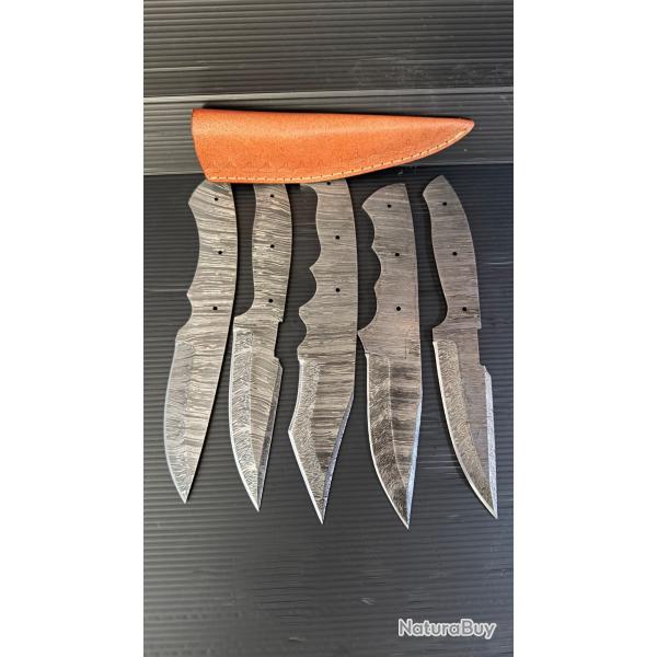 Lot de 5 couteaux fait � main acier Damas 72