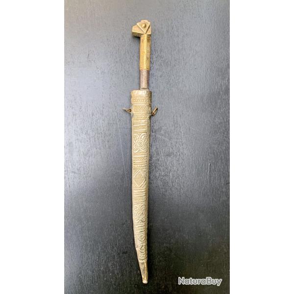 ANCIEN LONG COUTEAU FLISSA DU MAGHREB, CIRCA 1920, COLLECTION AFRIQUE, ALGERIE, KABYLE, BERBERE
