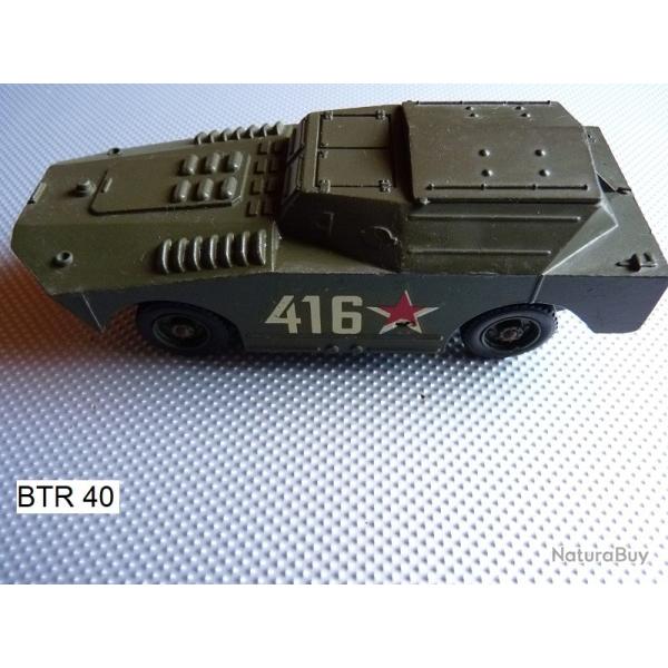 Miniature Char russe BTR 40