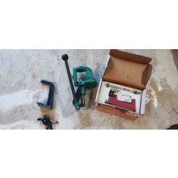 Presse RCBS Rock Chucker II +Doseur poudre RCBS + balance &agrave; fleau Hornady Magnetic scale