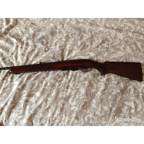 Winchester mod�le 100 calibre 284 Winchester cat�gorie c avec 2 bo�tes de balles