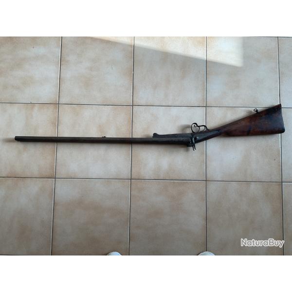 Fusil de chasse a broche juxtapos� grav� et canon damas cat�gorie D