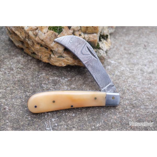 Beau Couteau Grand-P�re Vannier Lame Serpette Damas 128 Couches Manche Os Fabrication Artisanale