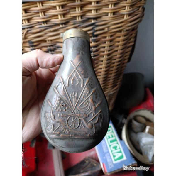 Poire a poudre bec manquant