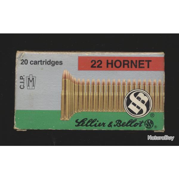 (5933)  PORT OFFERT Une boite 22 HORNET avec 11 cartouches Sellier et Bellot