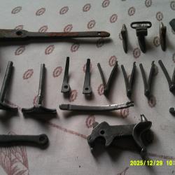 Lot de ressort et de diff&eacute;rente pi&egrave;ces en bon &eacute;tat