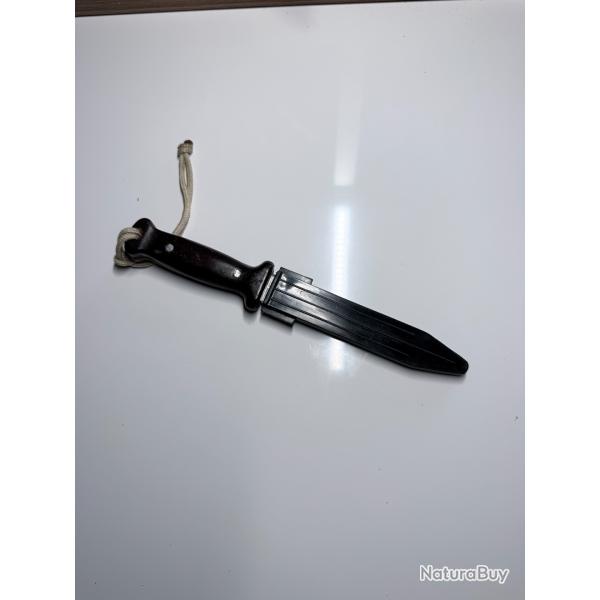 couteau de parachutiste polonais