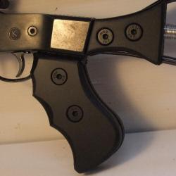 Lot: Crosse pistolet evo ,support de silencieux 1/2 X 20 et extension de chien pour Little Badger.