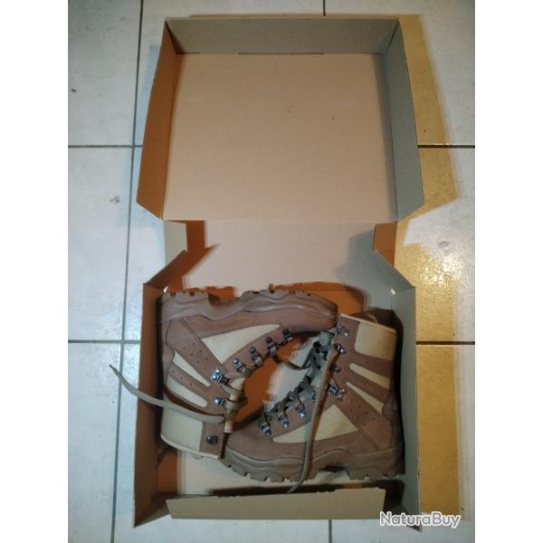 Rangers militaires, Chaussures de combat, Felin, zone chaude / d�sertique, 40