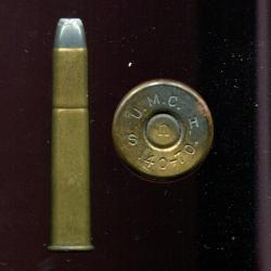 .40-70 WCF - marquage : UMC S H  40-70 - balle cuivre &eacute;tam&eacute; pointe plomb plate - &eacute;tui laiton 61 mm