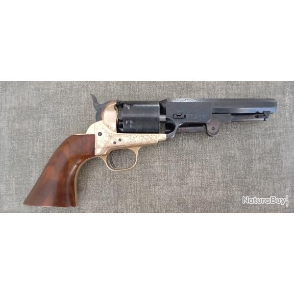 COLT POUDRE NOIRE TRES BON ETAT.MODELE LUXE GRAV� CALIBRE 36.